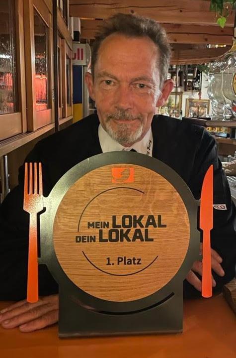 Pension Und Restaurant Die Burg エーレンフリーデルスドルフ エクステリア 写真